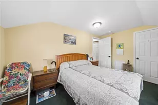 2106 Lindsay Rd, Pittsburgh, PA 15221 - Photo 19