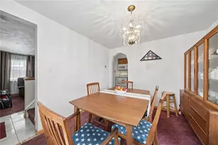2106 Lindsay Rd, Pittsburgh, PA 15221 - Photo 11