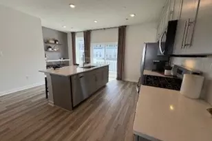 401 N Harmon Ct, Pittsburgh, PA 15090 - Photo 3