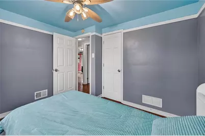 631 Blossom Dr, Pittsburgh, PA 15236 - Photo 15