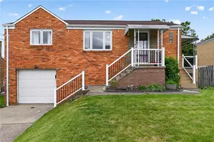 631 Blossom Dr, Pittsburgh, PA 15236 - Photo 1