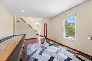 117 Dinwiddie Dr, Pittsburgh, PA 15068 - Photo 3