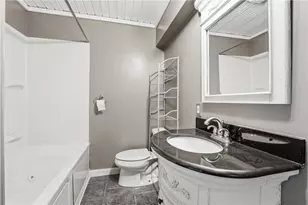 224 W Market St, Mercer Boro, PA 16137 - Photo 13