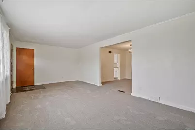 5393 Overland Trl, Pittsburgh, PA 15236 - Photo 5