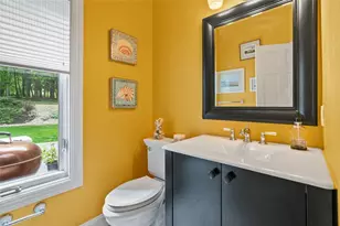 2195 Chardonnay Cir, Hampton, PA 15044 - Photo 17