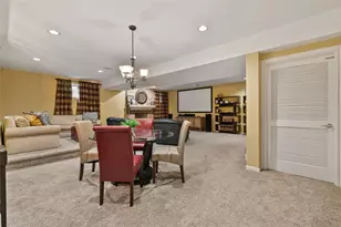 2195 Chardonnay Cir, Hampton, PA 15044 - Photo 29