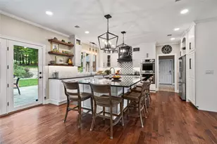 2195 Chardonnay Cir, Hampton, PA 15044 - Photo 5
