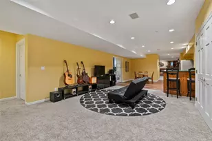 2195 Chardonnay Cir, Hampton, PA 15044 - Photo 31