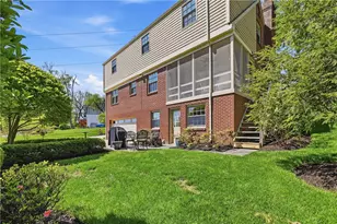 2539 Lindenwood Dr, Pittsburgh, PA 15241 - Photo 39