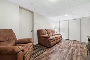 815 Meadow Dr, West Mifflin, PA 15122 - Photo 23
