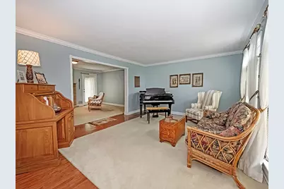 125 Castlebrooke Dr, Peters Township, PA 15367 - Photo 5
