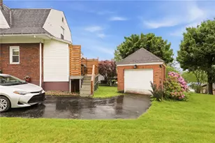 104 Bucknell Ave, Westmont Hilltop School District, PA 15905 - Photo 3