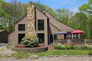126 Oak St, Jenner Township, PA 15531 - Photo 1