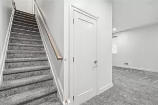 446 Sweetbriar St, Pittsburgh, PA 15211 - Photo 29
