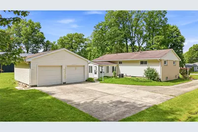 275 S Crescent Drive, Hermitage, PA 16148 - Photo 5