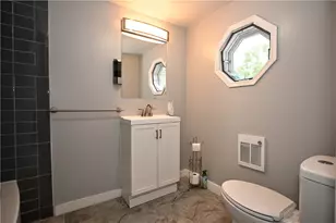 1058 Greentree Rd, Green Tree, PA 15220 - Photo 17