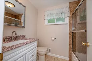 553 Invicta Dr, Pittsburgh, PA 15235 - Photo 11
