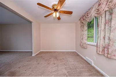 553 Invicta Dr, Pittsburgh, PA 15235 - Photo 7