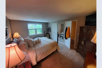 23 Hiland Valley Dr, Ross Twp, PA 15229 - Photo 17