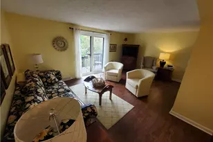 23 Hiland Valley Dr, Ross Twp, PA 15229 - Photo 9