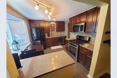 23 Hiland Valley Dr, Ross Twp, PA 15229 - Photo 3