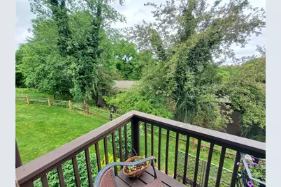 23 Hiland Valley Dr, Ross Twp, PA 15229 - Photo 13