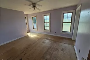 76 Rainey Rd, Somerset Twp, PA 15330 - Photo 9