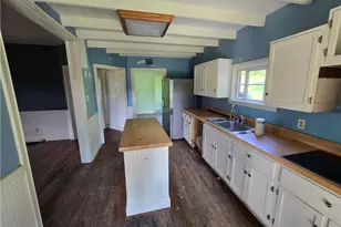 76 Rainey Rd, Somerset Twp, PA 15330 - Photo 3