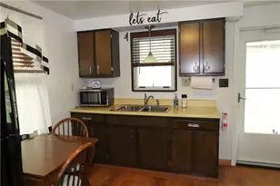 251 Rodi Rd, Pittsburgh, PA 15235 - Photo 9