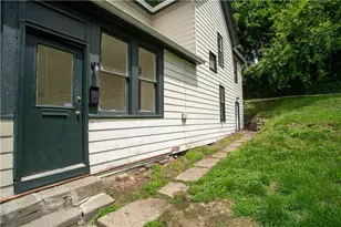 569 13th Ave, New Brighton, PA 15066 - Photo 5
