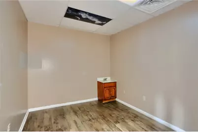 60 B Lebanon Ave, South Union Township, PA 15401 - Photo 15