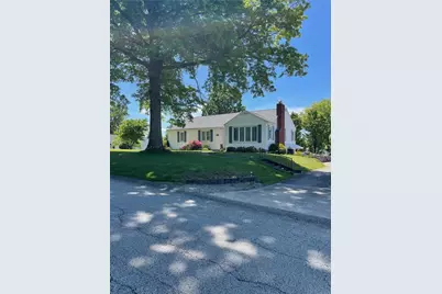 736 Melvin Dr, Hempfield Township, PA 15601 - Photo 3