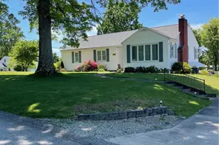 736 Melvin Dr, Hempfield Township, PA 15601 - Photo 1