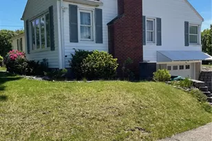 736 Melvin Dr, Hempfield Township, PA 15601 - Photo 9