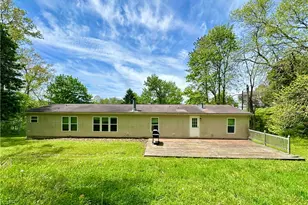 522 Gardner Stop Rd, Shenango Township, PA 16101 - Photo 3