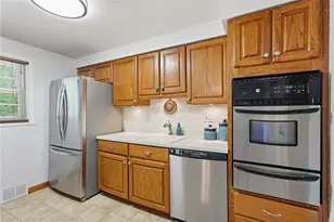 174 Crescent Garden Dr, Pittsburgh, PA 15235 - Photo 15