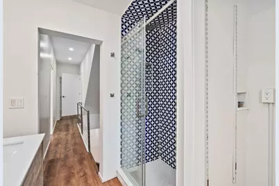 5160 Carnegie, Pittsburgh, PA 15201 - Photo 17