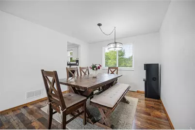 1410 Schauffler Dr, West Homestead, PA 15120 - Photo 5