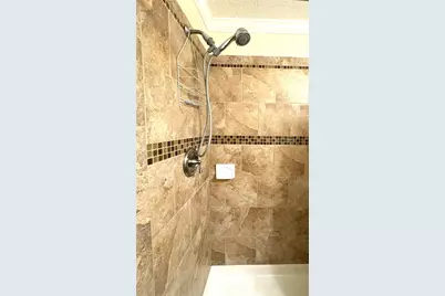 160 Royal Oak Dr, Penn Township, PA 16002 - Photo 13