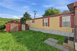 1300 Hidden Valley Dr, Robinson Twp, PA 15019 - Photo 25
