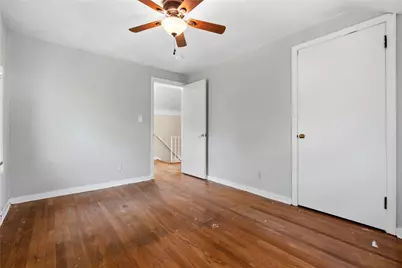 5211 White Oak Dr, Pittsburgh, PA 15147 - Photo 17