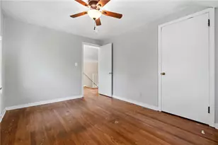5211 White Oak Dr, Pittsburgh, PA 15147 - Photo 17