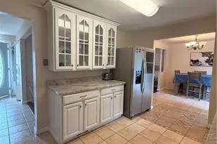 247 Darlan Hill Dr, Pittsburgh, PA 15239 - Photo 9