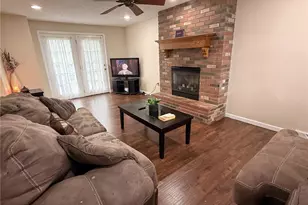 247 Darlan Hill Dr, Pittsburgh, PA 15239 - Photo 7