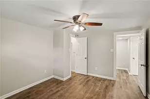 291 Maple Ridge Dr, Cecil, PA 15317 - Photo 17