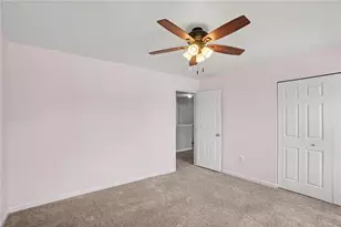 291 Maple Ridge Dr, Cecil, PA 15317 - Photo 15