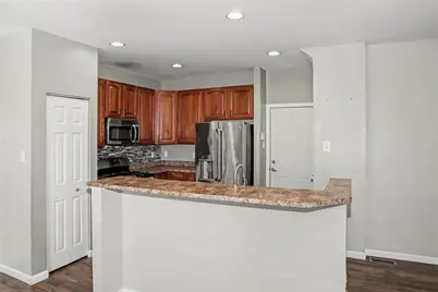 291 Maple Ridge Dr, Cecil, PA 15317 - Photo 9