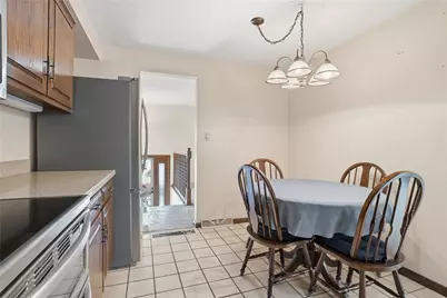 1409 Royal Park Blvd, South Park, PA 15129 - Photo 15