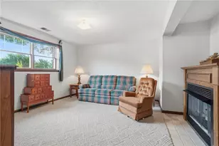 1409 Royal Park Blvd, South Park, PA 15129 - Photo 27