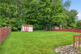 1409 Royal Park Blvd, South Park, PA 15129 - Photo 35